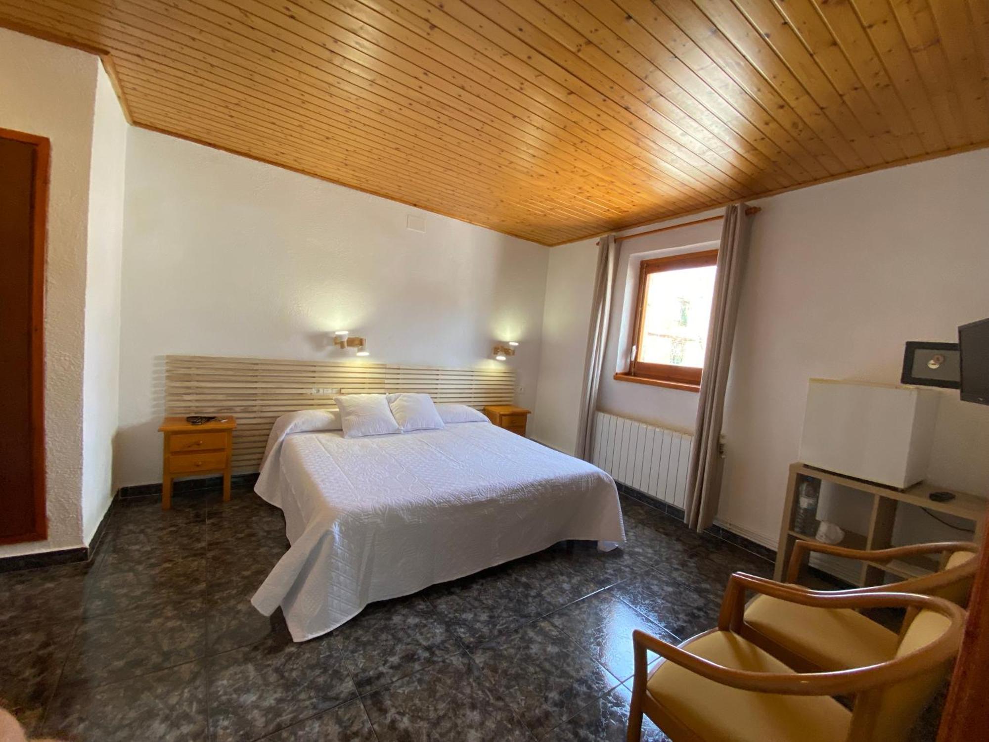 Hotel Rural Cal Amadeu Vilanova de Escornalbou Exterior photo
